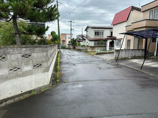 Residential Land for Sale in Hirosaki, Aomori - 253.6 sqm Plot - Thumbnail 2