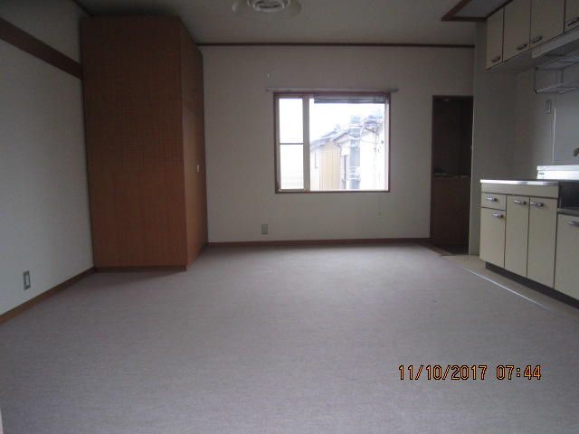 1R Apartment for Rent near Mabase Station, Matsudo, Chiba - Thumbnail 3