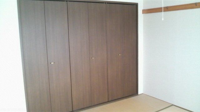 1LDK Apartment for Rent in Goshogawara, Aomori - 39.74 sqm - Thumbnail 2