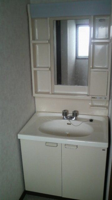1LDK Apartment for Rent in Goshogawara, Aomori - 39.74 sqm - Thumbnail 4