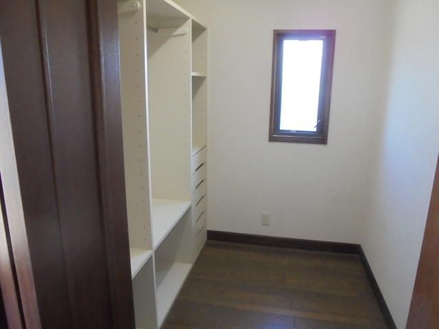 5LDK House for Sale in Nankoku, Kochi - 432sqm Land - Thumbnail 4