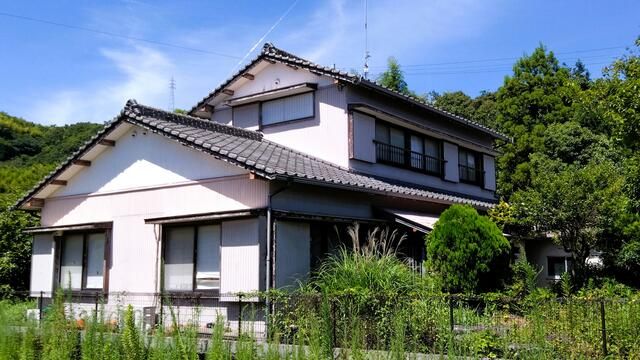 7DK House on 296 sqm Land in Komatsushima, Tokushima - Image 7