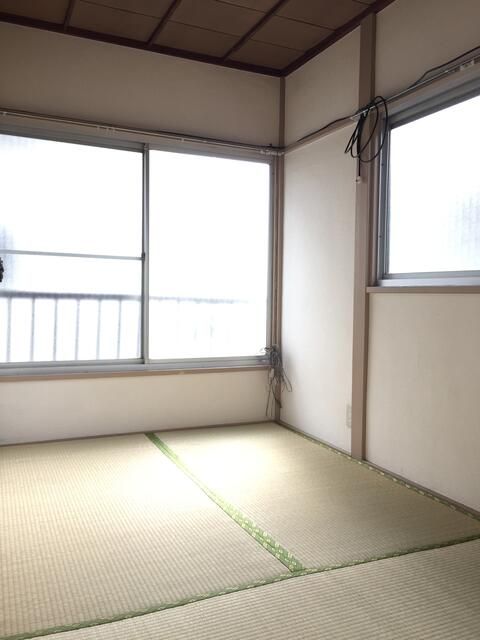 Traditional 3K Wooden House for Rent in Edogawa, Tokyo - Thumbnail 2