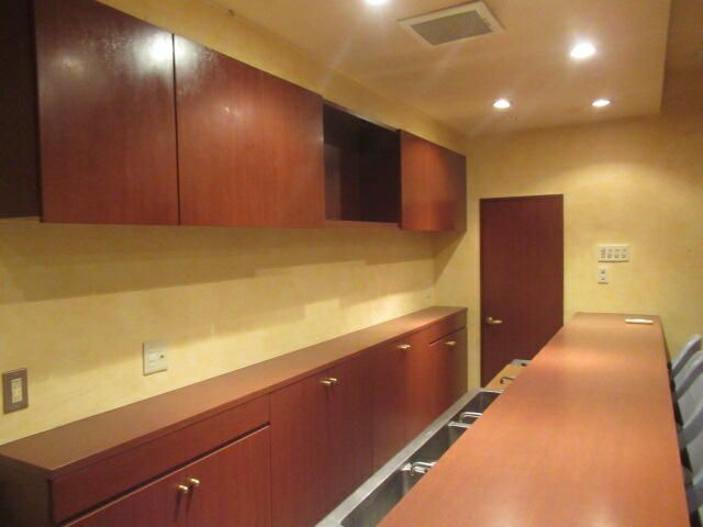 29 sqm Commercial Space for Rent near Fukushima Station - Thumbnail 2