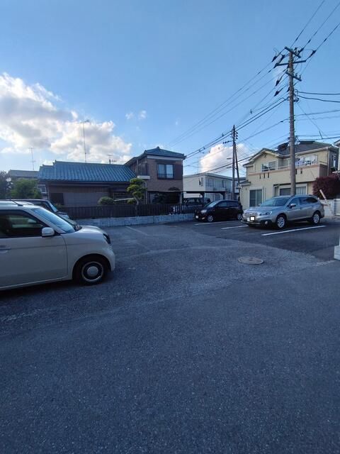 Parking Space for Rent in Yotsukaido, Chiba - 7,000 Yen - Thumbnail 2