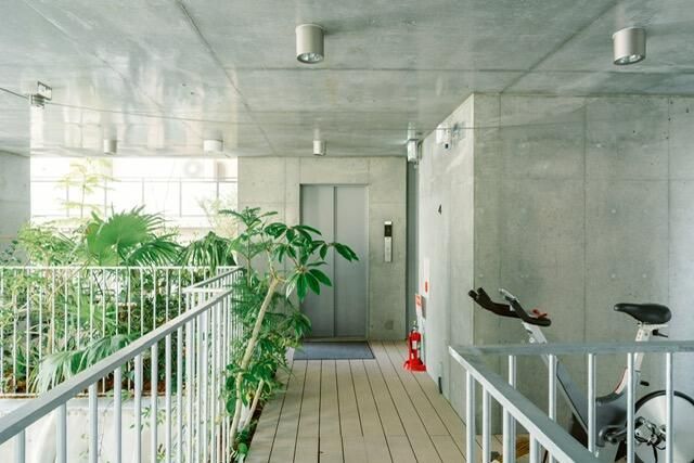 Modern Office for Rent in Toshima-ku, Tokyo - 24.99 sqm - Image 1