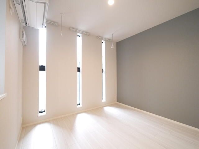 New 2LDK Apartment for Rent in Chofu, Tokyo - Thumbnail 4