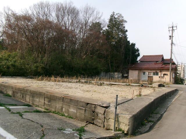 536 sqm Residential Land for Sale in Nanao City, Ishikawa - Thumbnail 2