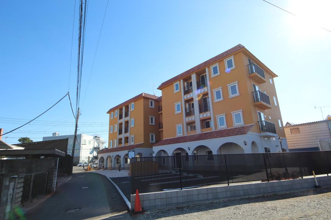 New 1LDK Apartment for Rent in Yotsukaido, Chiba | Rafaume Yotsukaido - Thumbnail 3
