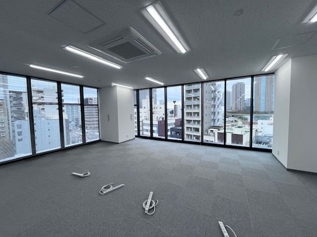 New 2024 Office for Rent in Koto, Tokyo - 317.91 sqm - Thumbnail 4