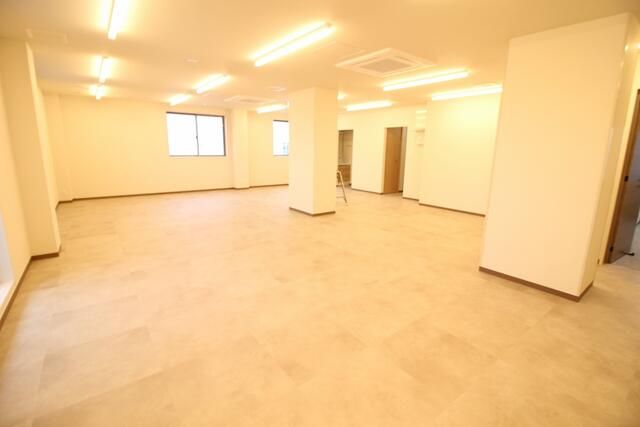 New Commercial Tenant Space in Tsukuba City, Ibaraki - Thumbnail 2