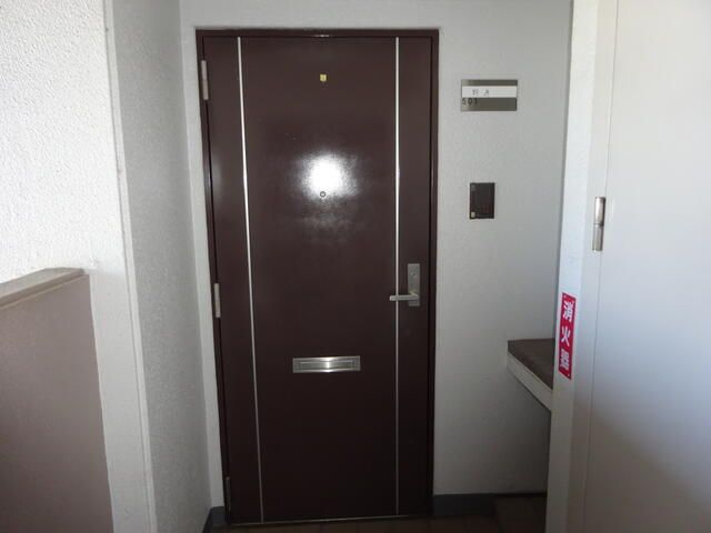 Spacious 3LDK Apartment for Sale in Chuo-ku, Chiba City - Thumbnail 3