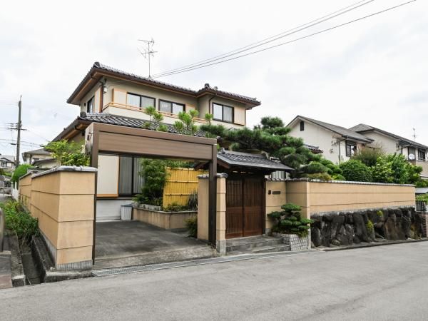 5SLDK Detached House for Sale in Toyonaka, Osaka - Image 7