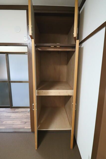 4DK Wooden House with Roof Balcony for Sale in Takamatsu - Thumbnail 3