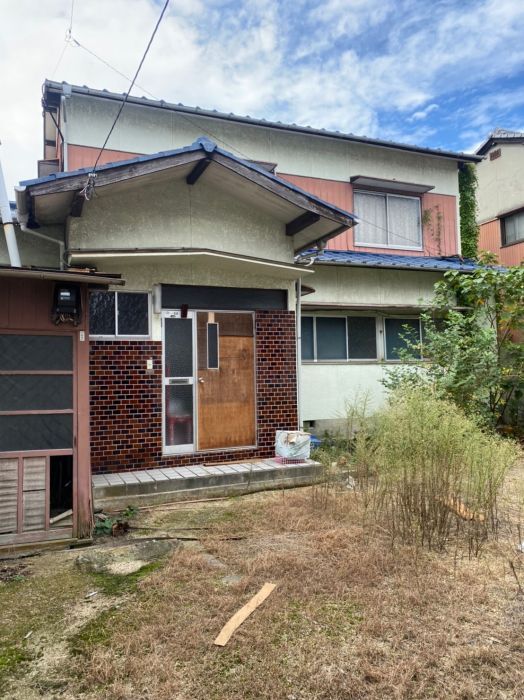 1970 4DK Wooden House on 192 sqm Land in Utazu, Kagawa - Main Image