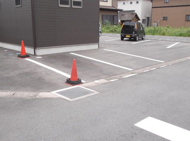 Rental Parking Space in Kamisu City, Ibaraki - 24 Hour Access - Thumbnail 2