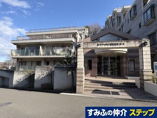 3LDK Apartment for Sale in Hino, Tokyo - Louis Chateau Momozonoen Hills - Thumbnail 3