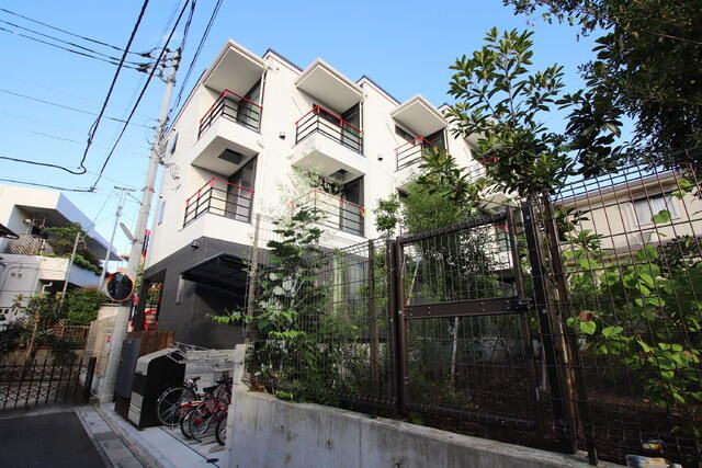 1R Apartment for Rent in Tokorozawa, Saitama - Thumbnail 2