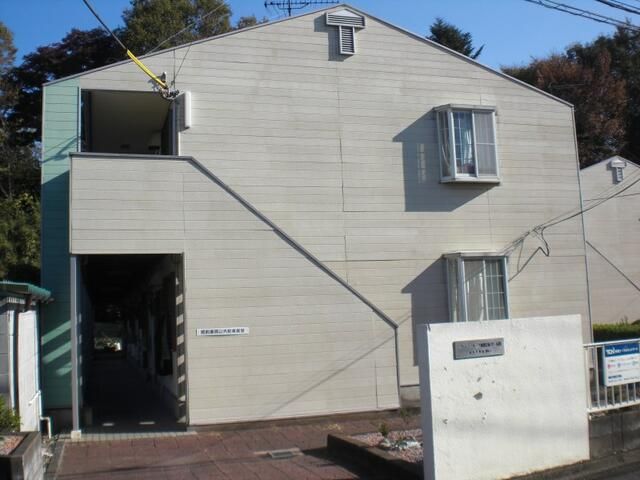 3DK Apartment for Rent in Fussa, Tokyo - Quiet Area, Pet Negotiable - Thumbnail 2