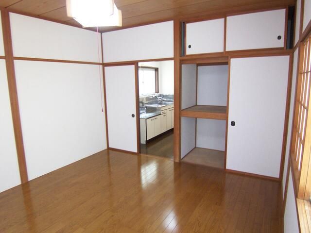 Apartment Building for Sale in Niigata City, Niigata - Thumbnail 4