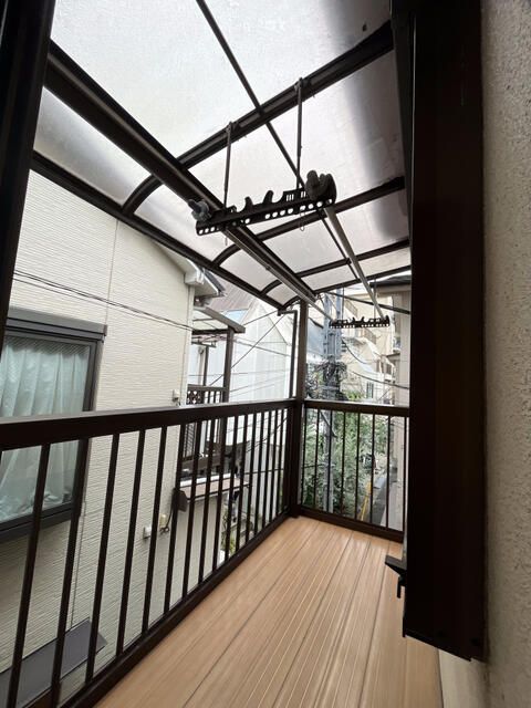 2LDK House for Rent in Hiroo, Shibuya - 80 sqm, Near Station - Thumbnail 4