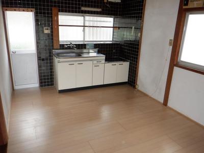 4DK House for Sale in Quiet Isahaya, Nagasaki with Garden & Parking — Image 22, Isahaya, Nagasaki