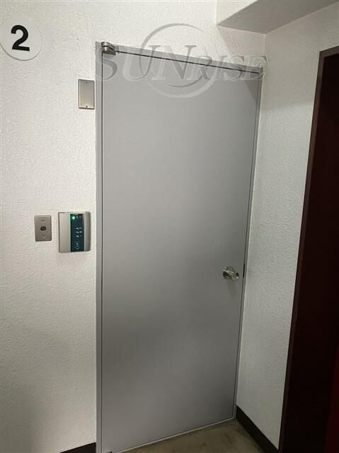 Office for Rent in Chiyoda, Tokyo - 85.56 sqm near Hanzomon Station - Thumbnail 3