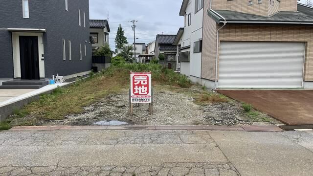 Residential Land for Sale in Takaoka, Toyama - Thumbnail 2