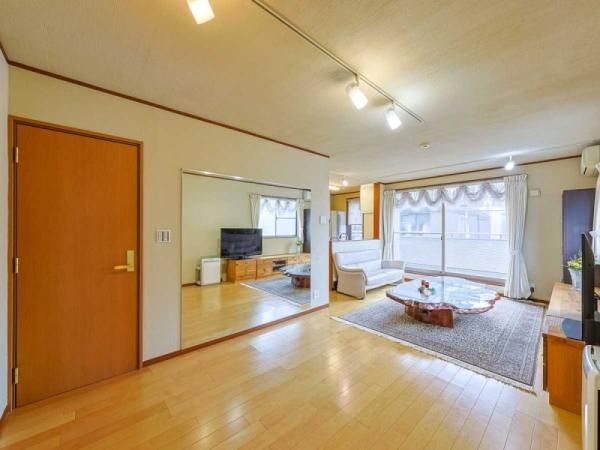 3SLDK Detached House in Suginami, Tokyo with Underground Floor - Thumbnail 4