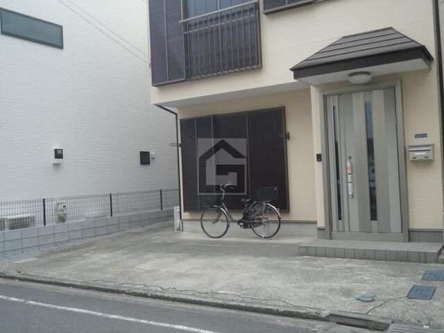 4LDK Detached House for Rent in Higashi-yayoi, Koto, Tokyo - Thumbnail 2