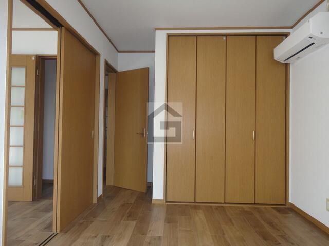 4LDK Detached House for Rent in Higashi-yayoi, Koto, Tokyo - Thumbnail 4