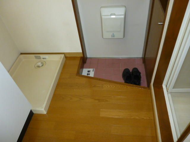 1K Apartment for Rent Near Haijima Station, Akishima - Thumbnail 2