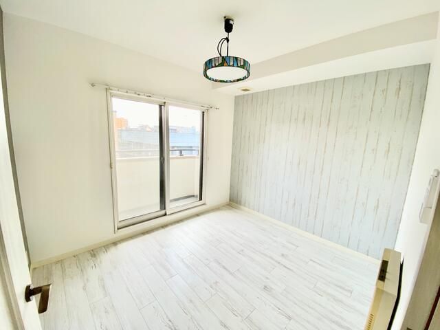 3LDK Apartment for Sale in Nishi Ward, Sapporo, Hokkaido - Thumbnail 2
