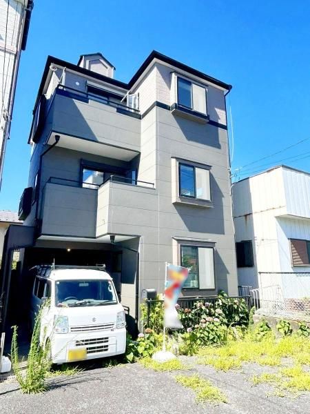 3LDK Detached House for Sale in Yokohama Sakae Ward - Image 1