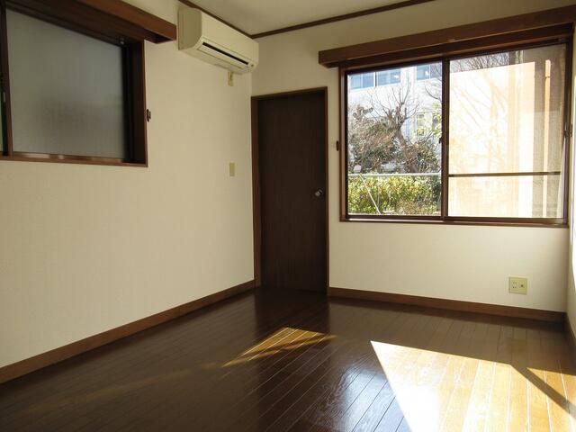 1K Apartment for Rent in Musashino City, Tokyo - 19.44 sqm - Thumbnail 3
