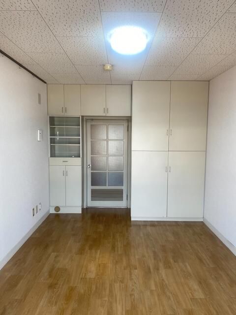 Affordable 1K Apartment Near Station in Takaoka, Toyama - Thumbnail 2