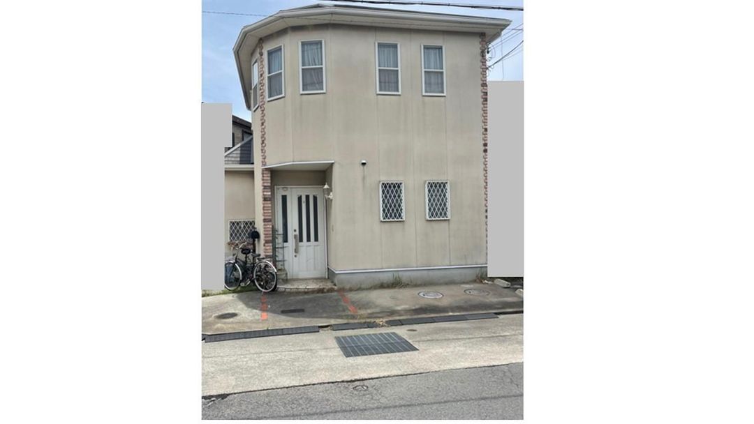 4LDK House for Sale in Wakayama City, Wakayama Prefecture - Main Image