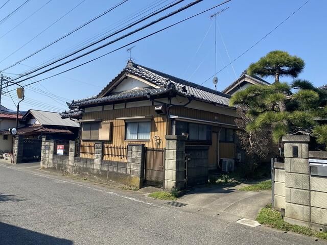 4DK Detached House in Oyama, Tochigi - 87.77 sqm on 353 sqm Land - Thumbnail 2