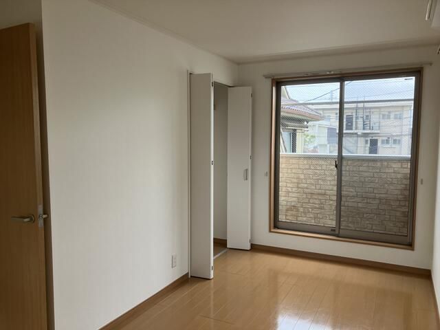 2DK House for Rent in Kunitachi, Tokyo - Quiet Residential Area - Thumbnail 3