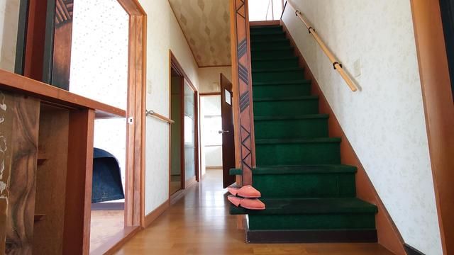 4DK House for Sale in Kure, Hiroshima with Free Parking - Thumbnail 2