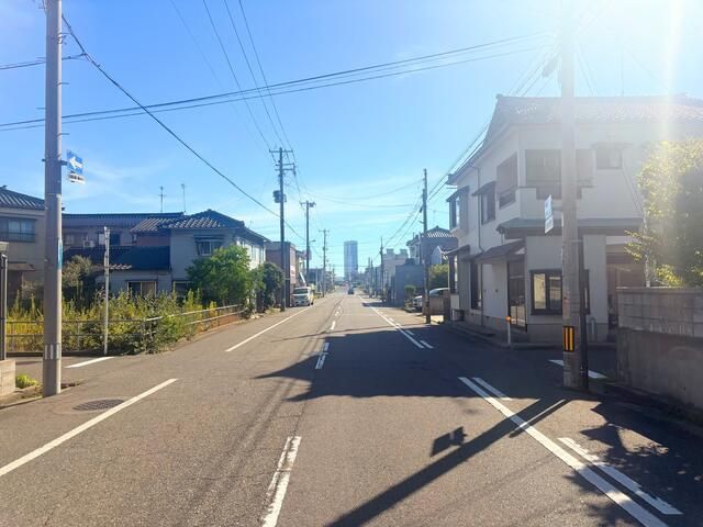 Modern 2SLDK House in Niigata with Free Parking - Image 11