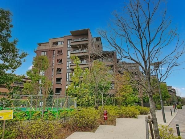 3LDK Apartment for Sale in Chofu, Tokyo - 76.57 sqm - Thumbnail 4