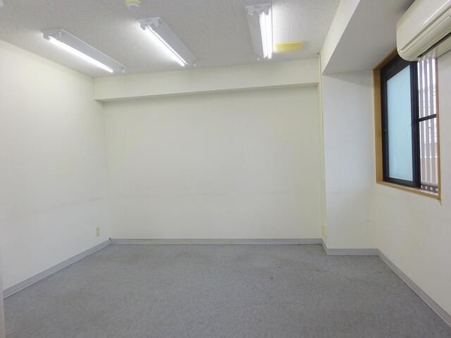 Commercial Shop/Office for Rent in Sendai, Miyagi - Thumbnail 4