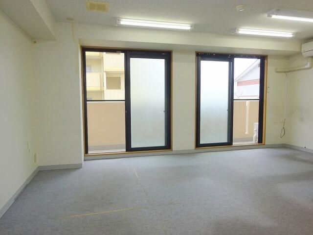 Commercial Shop/Office for Rent in Sendai, Miyagi - Thumbnail 3