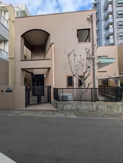 3SLDK Steel-Frame House for Sale in Hiratsuka, Kanagawa - Thumbnail 2