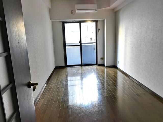 Nihonbashi Studio Apartment for Sale | 22.07 sqm near Suitengumae Station - Thumbnail 2