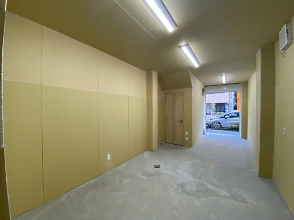 Commercial Office/Restaurant Space for Rent in Higashiueno, Tokyo - Thumbnail 2