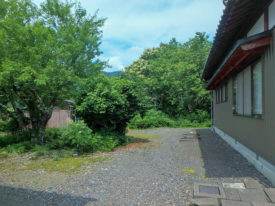 1995 11DK House on 1682 sqm Land in Echizen City, Fukui - Image 11
