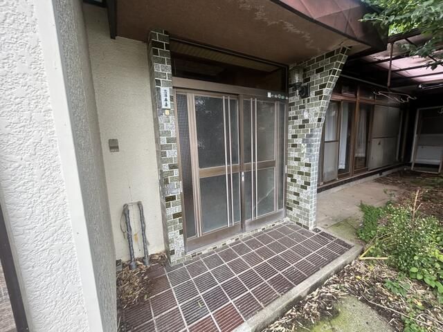 1964 Wooden House in Taiwa Town, Miyagi with 6DK Layout - Image 1