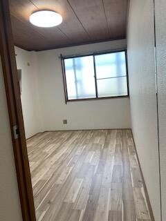 1K Apartment for Rent in Tachikawa, Tokyo - Near Nishi-Kokubunji Station - Thumbnail 3